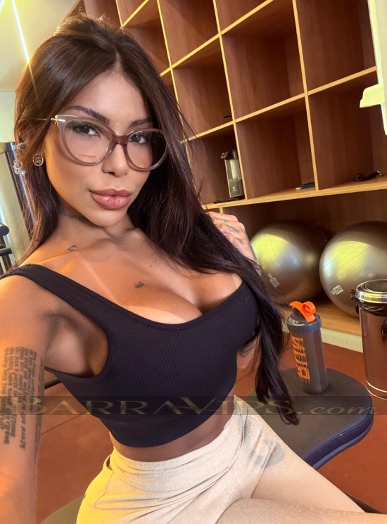 Acompanhantes de luxo barra 