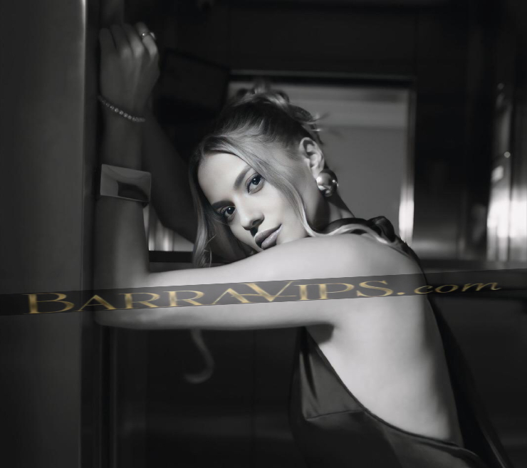 Acompanhantes de luxo barra 